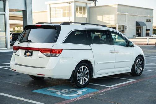 2016 Honda Odyssey TOURING/LOW MILES/8-PASSENGER