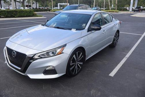 2021 Nissan Altima SR FWD