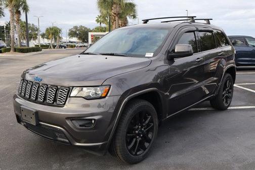 2020 Jeep Grand Cherokee Altitude