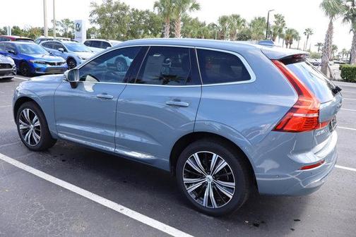 2023 Volvo XC60 B5 Plus Bright Theme