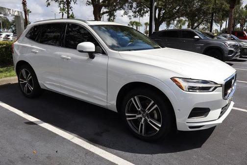 2019 Volvo XC60 T5 Momentum