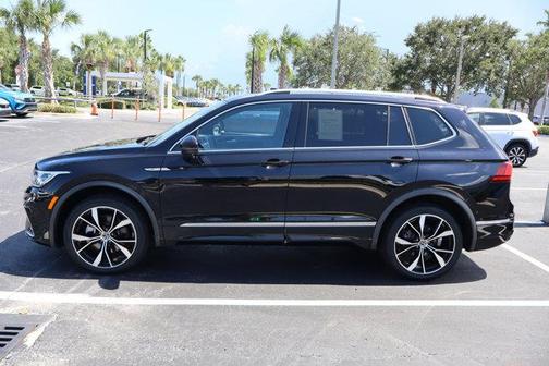 2022 Volkswagen Tiguan 2.0T SEL R-Line 4MOTION