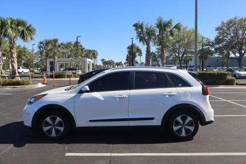 2018 Kia Niro LX