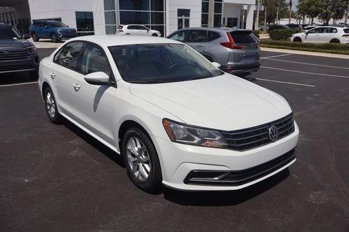 2018 Volkswagen Passat 2.0T S