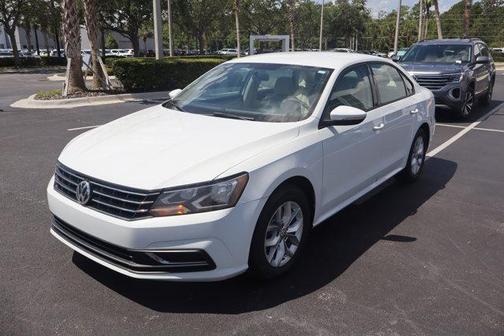 2018 Volkswagen Passat 2.0T S