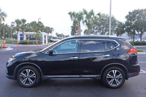 2017 Nissan Rogue SL