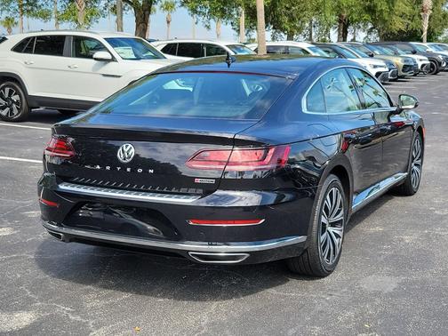 Black 2019 Volkswagen Arteon 2.0T SE 4MOTION