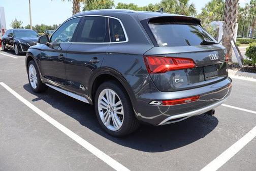 2018 Audi Q5 18 AUDI Q5