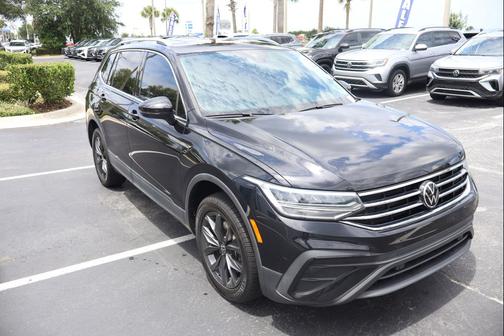Black 2023 Volkswagen Tiguan 2.0T SE