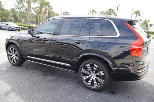 2025 Volvo XC90 Plug-In Hybrid T8 Ultra 7-Seater