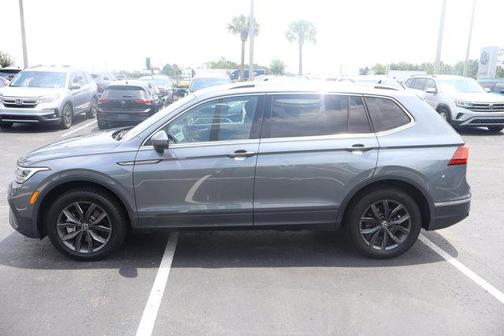 Gray 2023 Volkswagen Tiguan 2.0T SE