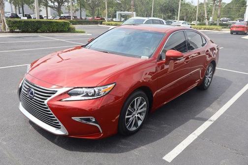 2018 Lexus ES 300h Base