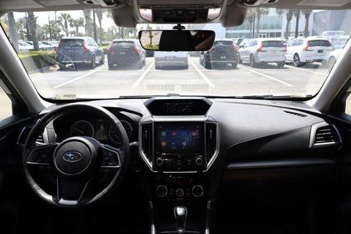 Crystal White Pearl 2020 Subaru Forester Limited