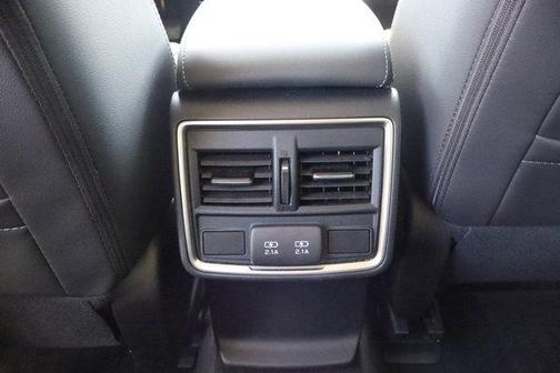 Crystal White Pearl 2020 Subaru Forester Limited