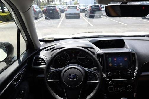 Crystal White Pearl 2020 Subaru Forester Limited