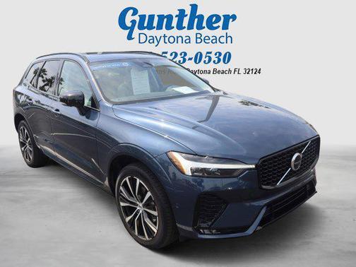 2023 Volvo XC60 B5 Plus Dark Theme