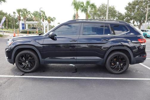 2022 Volkswagen Atlas 3.6L SE w/Technology