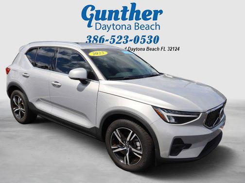 2023 Volvo XC40 B5 Plus Bright Theme