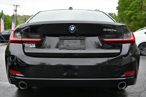 2024 BMW 330e Base