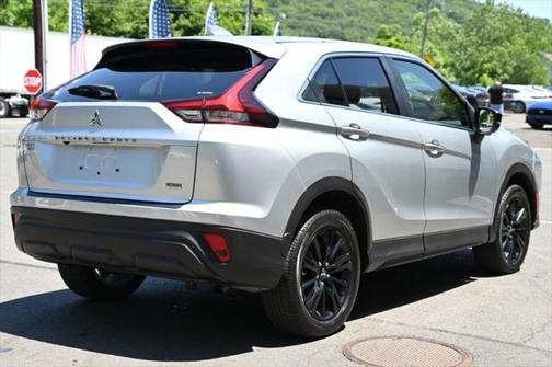 2024 Mitsubishi Eclipse Cross LE