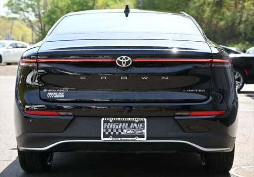 2024 Toyota Crown Limited
