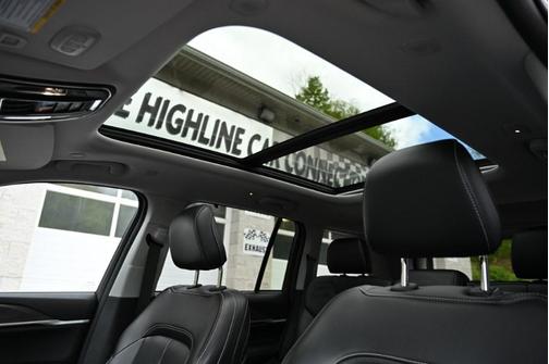 Baltic Gray Metallic Clearcoat 2023 Jeep Grand Cherokee 4xe Base