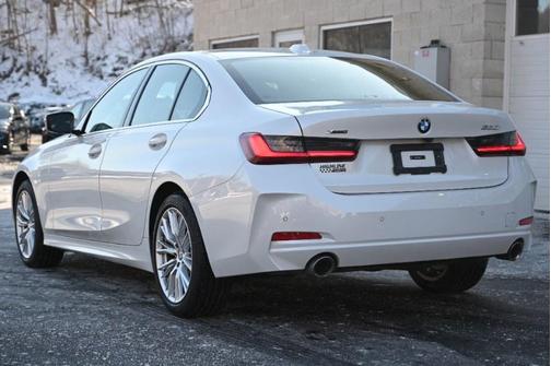 2024 BMW 330 xDrive