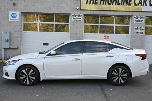 2022 Nissan Altima 2.5 SL