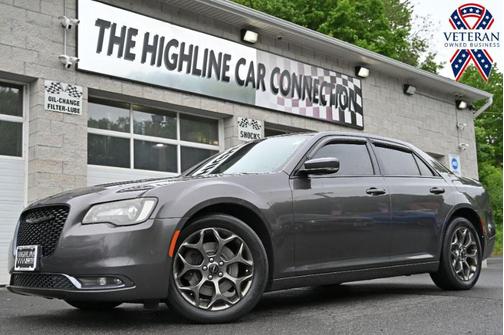 Granite Crystal Metallic Clearcoat 2017 Chrysler 300 S