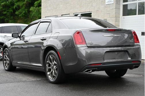 Granite Crystal Metallic Clearcoat 2017 Chrysler 300 S