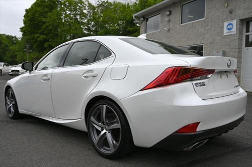 2018 Lexus IS 300 Base
