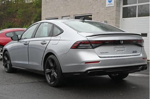 Solar Silver Metallic 2025 Honda Accord Hybrid Sport-L
