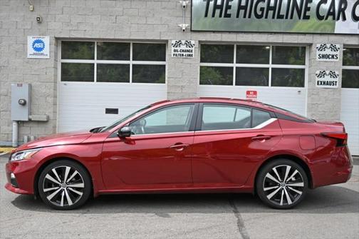 2021 Nissan Altima SR Intelligent AWD