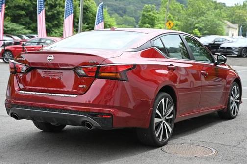 2021 Nissan Altima SR Intelligent AWD