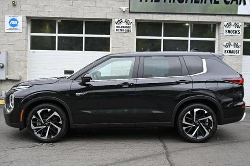 2023 Mitsubishi Outlander PHEV SE S-AWC