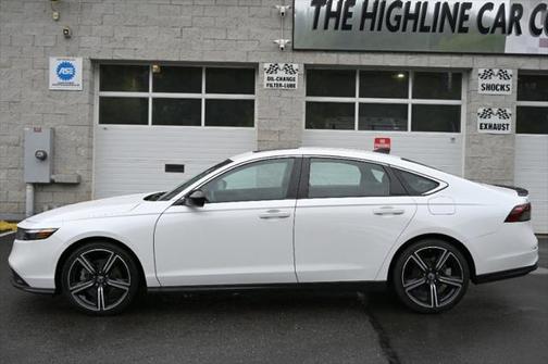 2023 Honda Accord Hybrid Base