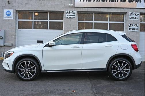 2015 Mercedes-Benz GLA-Class 4MATIC