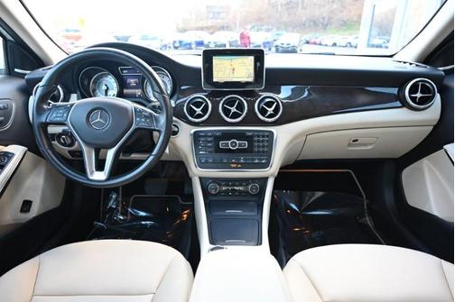 2015 Mercedes-Benz GLA-Class 4MATIC