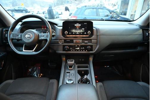 2023 Nissan Pathfinder S 4WD