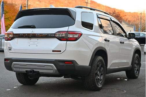2025 Honda Pilot TrailSport