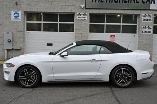 2022 Ford Mustang EcoBoost Premium