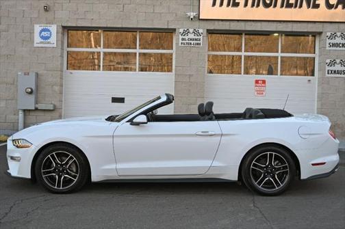 2022 Ford Mustang EcoBoost Premium