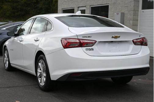 2021 Chevrolet Malibu FWD LT