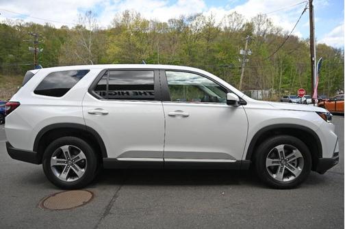 Platinum White Pearl 2025 Honda Pilot EX-L