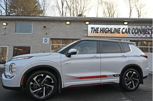 2024 Mitsubishi Outlander PHEV SE S-AWC
