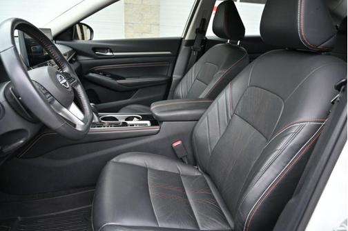 2023 Nissan Altima SR Intelligent AWD