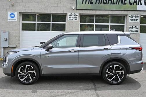 2023 Mitsubishi Outlander PHEV SE S-AWC