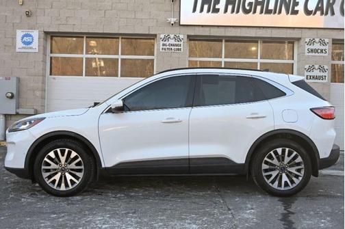 2020 Ford Escape Titanium