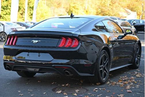 2022 Ford Mustang EcoBoost Premium