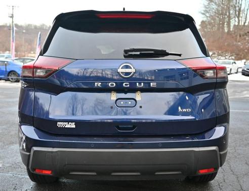2025 Nissan Rogue SV